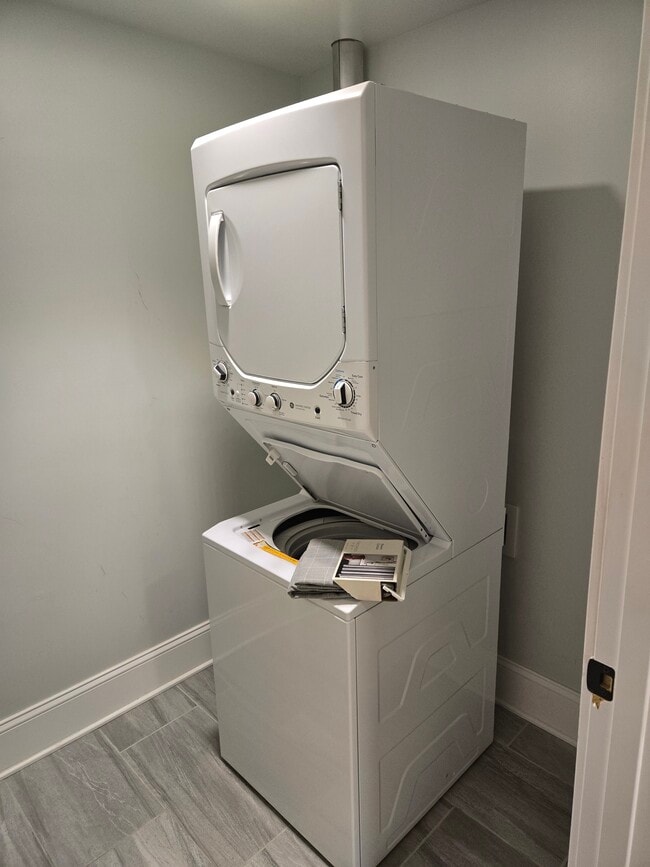 Photo - 232 E Michigan Ave Unit 2