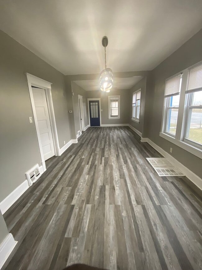 Photo - Clean, Updated Home – Schedule Your Showing Now!