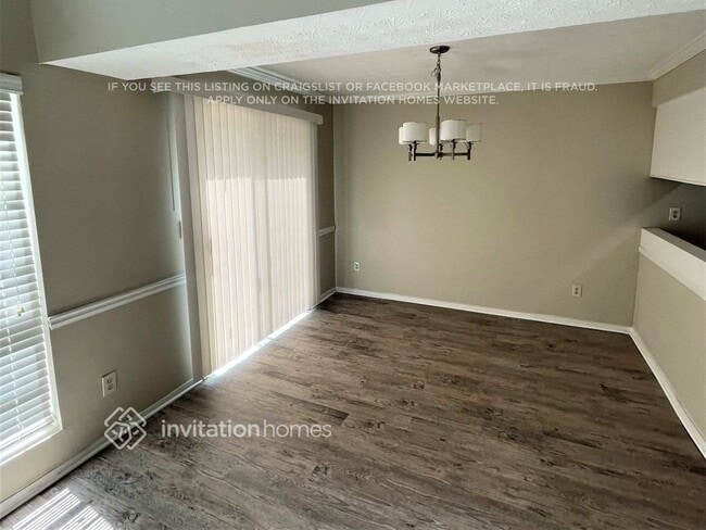 Photo - 6668 E Windsor Ln