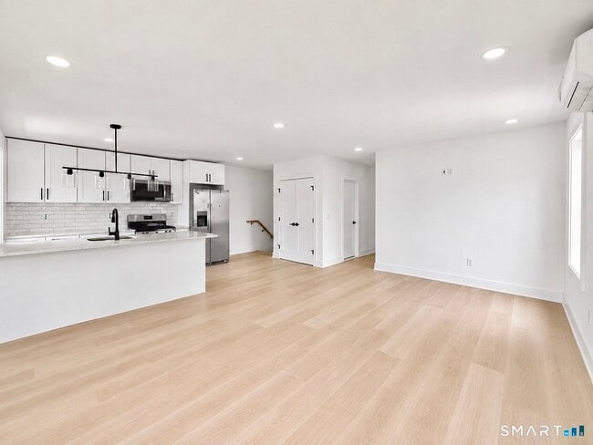 Photo - 77 Ely Ave