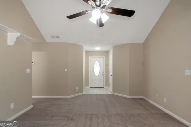 Photo - 123 Willow Springs Ln