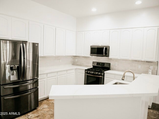 1024 W Ayrshire Trail