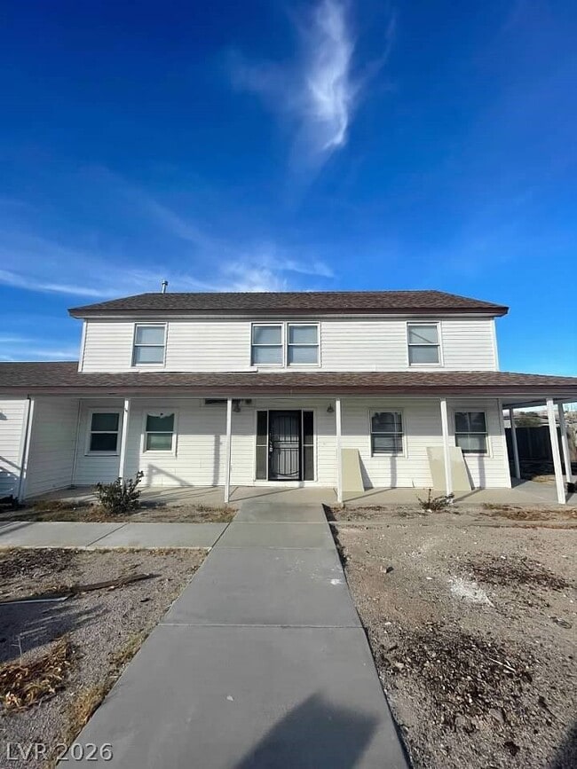 Photo - 1590 Mustang Dr