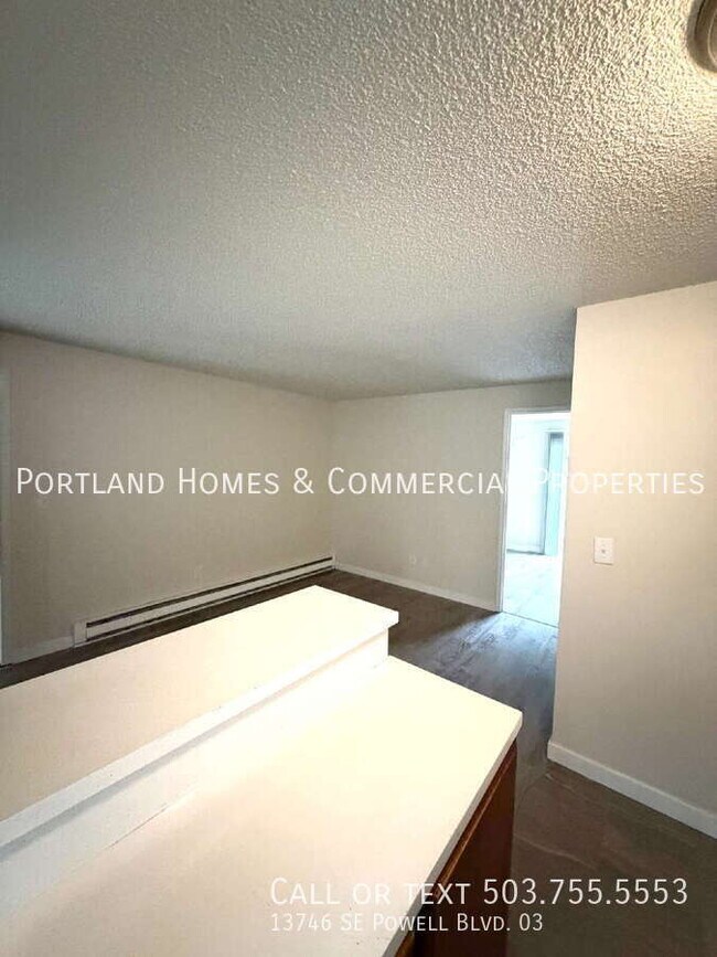 Photo - 13746 SE Powell Blvd