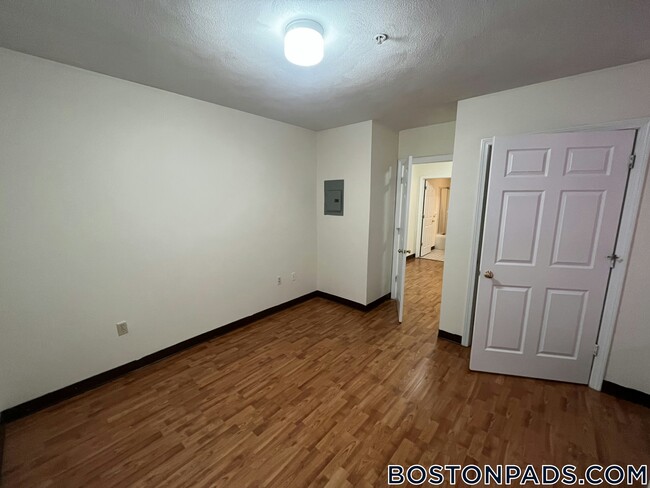 Photo - 81 Essex St Unidad 41