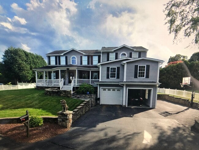 Building Photo - 60 Mumford Rd