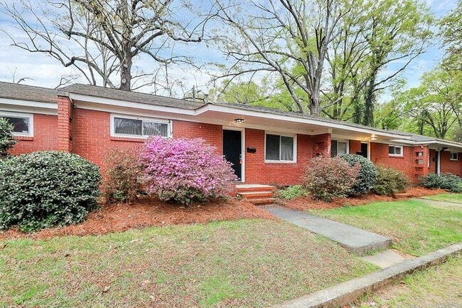 Photo - Charming 2BD/1BA Unit on Pecan Ave!