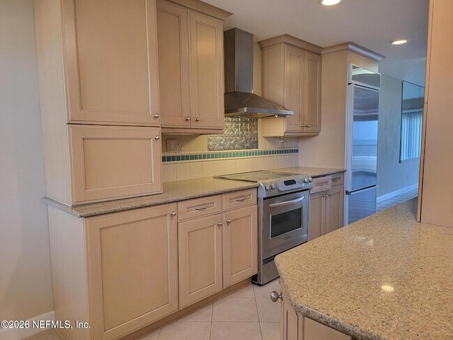 Photo - 1901 1st St N Unidad 203