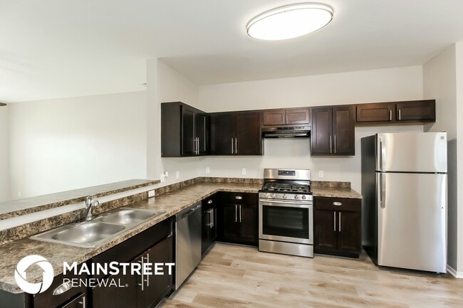 Photo - 925 N Donald Way