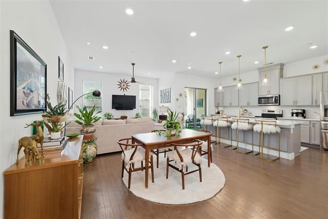 Photo - 1078 Maverick Dr