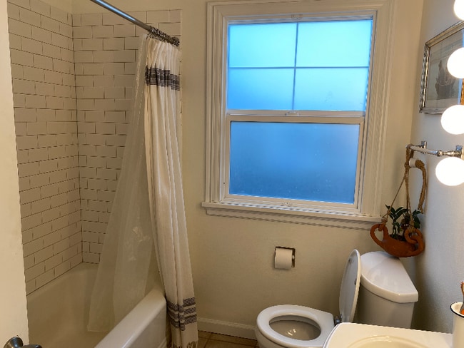 Photo - 7216 N McKenna Ave