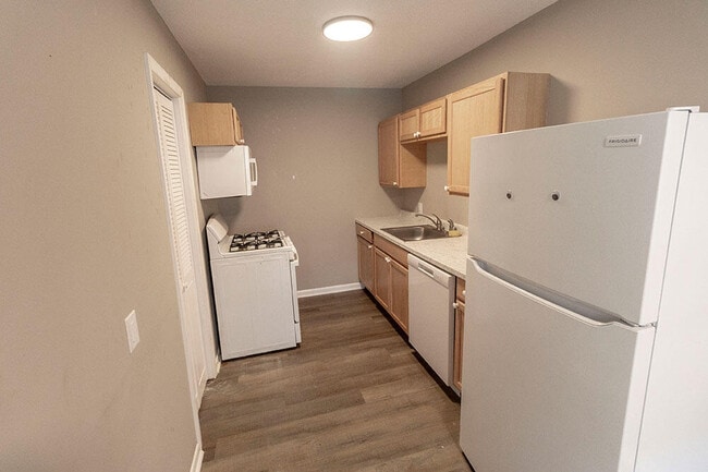 Photo - 213 N Ann St Unidad 5