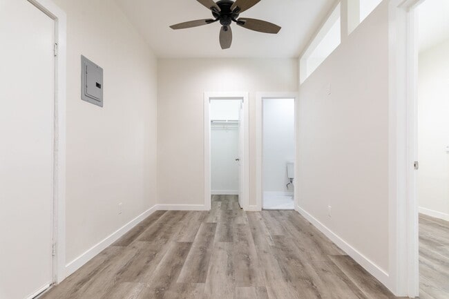 Photo - Cozy and Vibrant Junior Bedrooms in Boyle Heights
