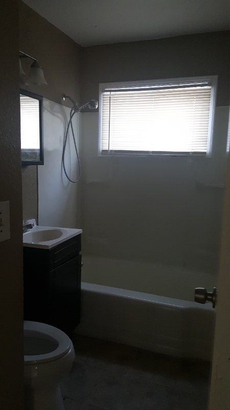 Photo - 3 W 49th Pl N