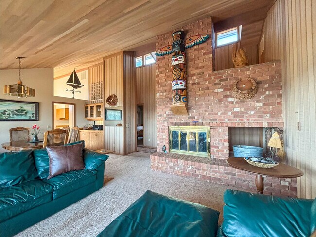 Photo - 951-953 3 Crabs Rd Unit ID1336259P