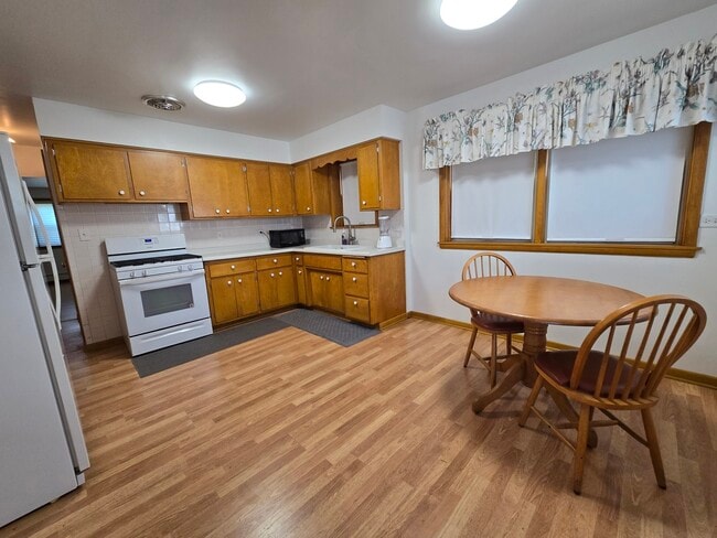 Photo - 7124 W Jarvis Ave Unit G