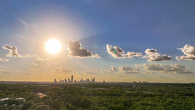 DJI_20250923193348_0217_D - Woodchase Apartments