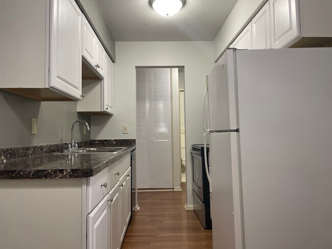 Photo - 8300 W 31st St