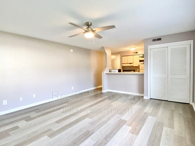 Building Photo - 15 Cape Dorey Dr