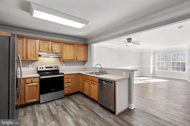 Photo - 853 Gallows Ct