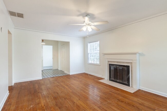Photo - Section 8 Welcome! Spacious 3bd/2ba w/ Large Backyard & Close to ATL Beltline!