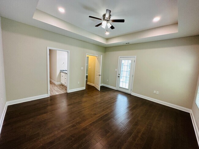 Photo - Spacious 3BR Home Near UT Hospital & Downtown Knoxville