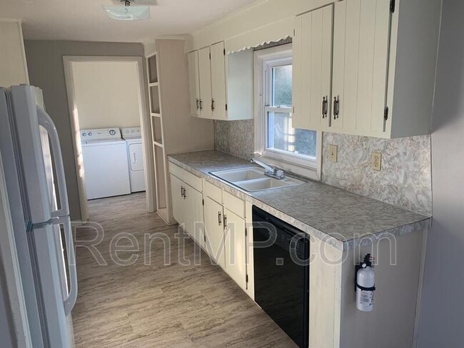 Photo - 1915 S Stockman Rd