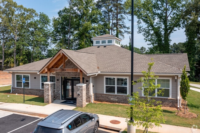 Clubhouse/Leasing