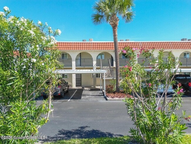 Building Photo - 201 St Lucie Ln Unit 201