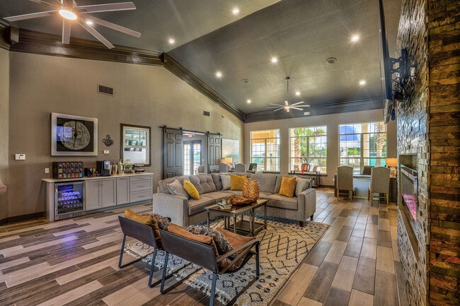 Photo - Las Ventanas