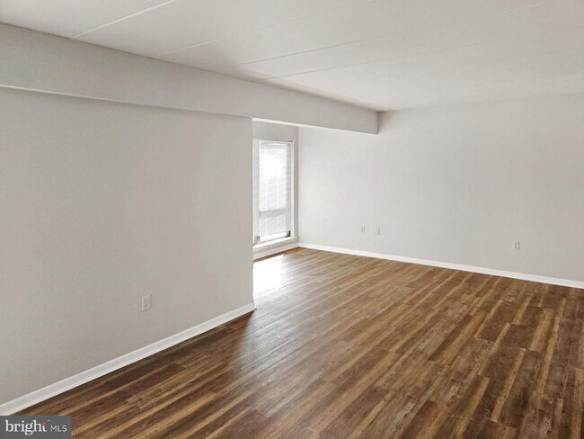 Photo - 233 Township Line Rd Unit 2A