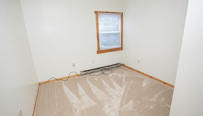 Photo - 547 Layman Ave Unit Apt. 2