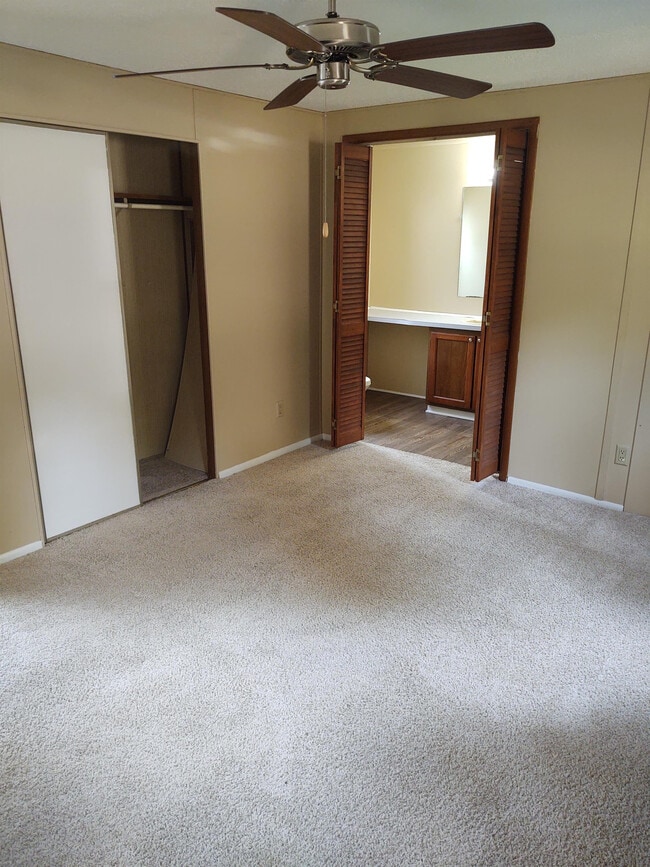 Photo - 2423 Asa Whitaker Wy