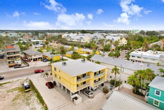 Photo - 708 Gulf Blvd Unidad A