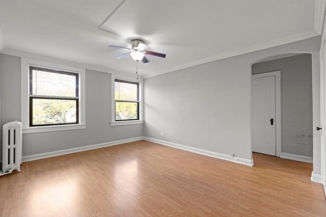 661 W Sheridan, Unit 801, Chicago, IL 60613 - 630 W Sheridan Rd