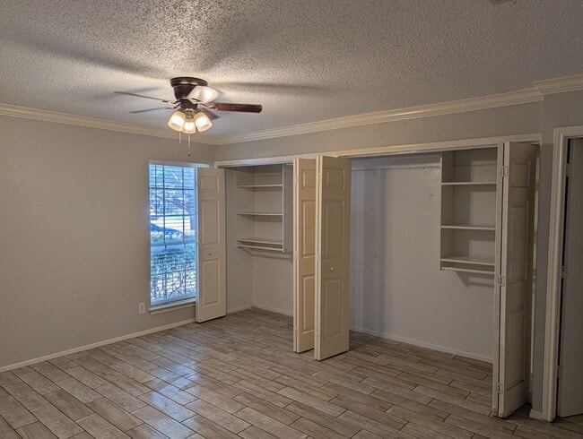 Photo - 4304 Segura Ct N