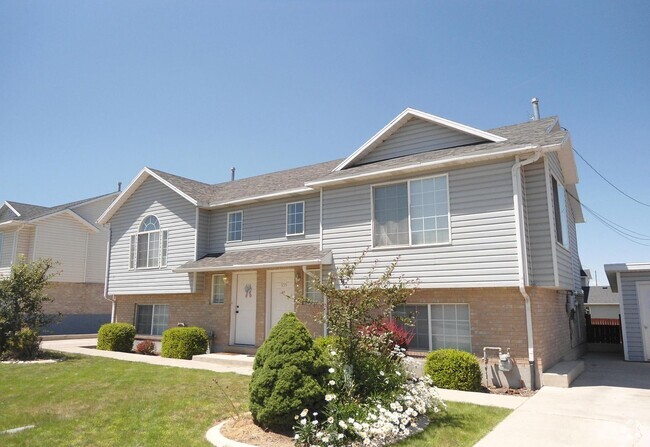 Building Photo - Large Spanish Fork Duplex Rental