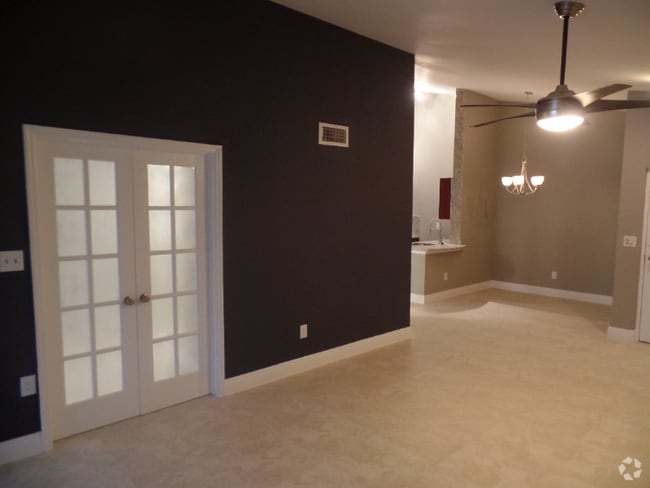 Building Photo - 2880 N Oakland Forest Dr Unit 308 Rental