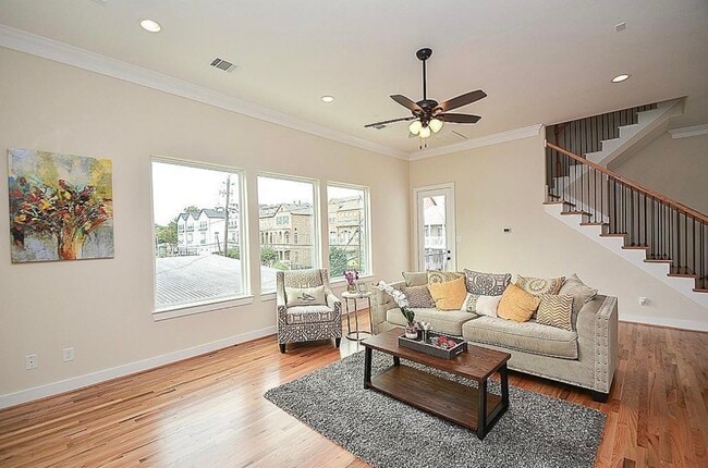 Photo - 1548 W 23rd St