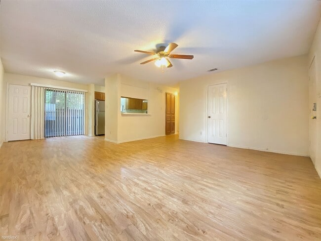 2 br, 1 bath Condo - 404 Kenniston Dr B B - 2 br, 1 bath Condo - 404 Kenniston Dr B B