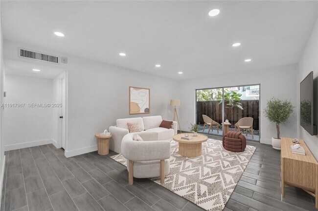 Photo - 13712 SW 90th Ave Unit 8