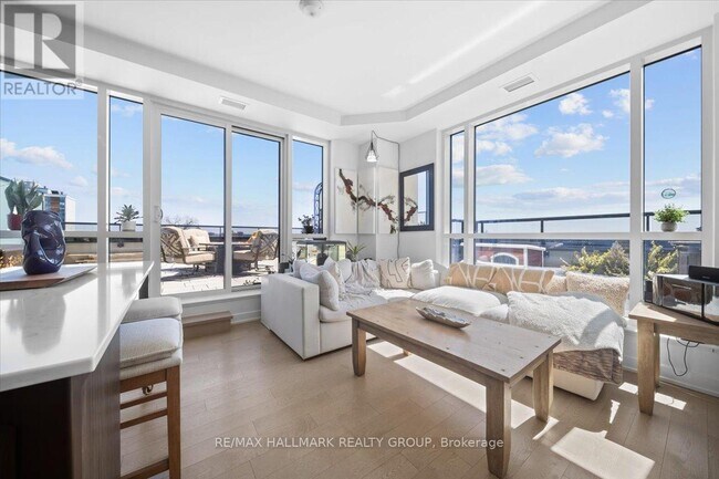 Photo - 560 Rideau St Unit 713