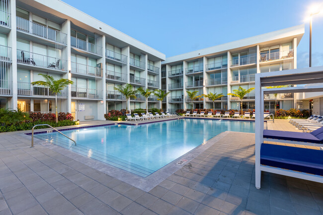 Building Photo - Alture Westland Rental