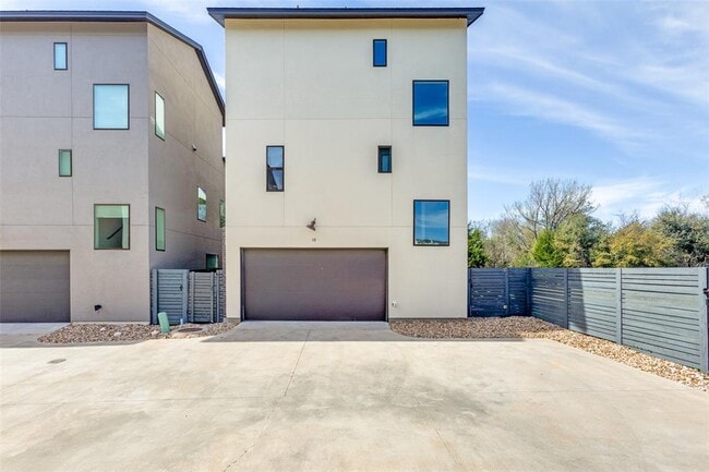 5002 Pecan Springs Rd