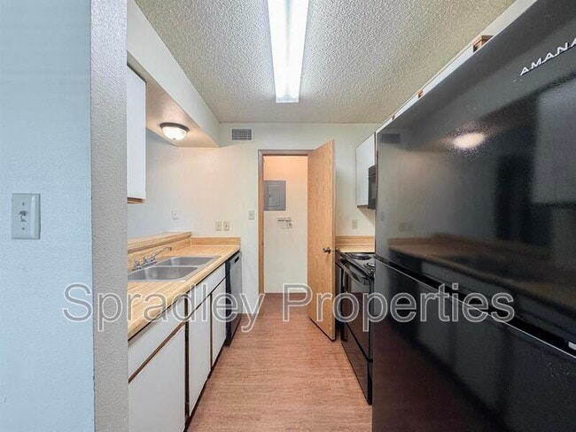 Photo - Troy Terrace Apartments