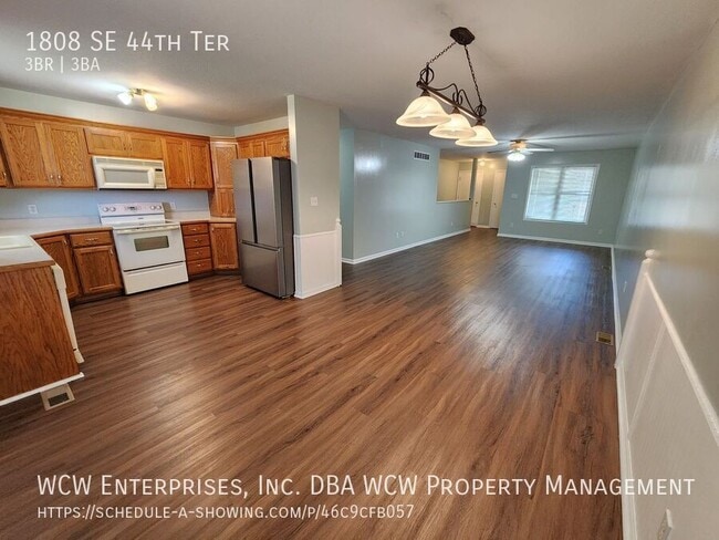 Photo - 1808 SE 44th Terrace