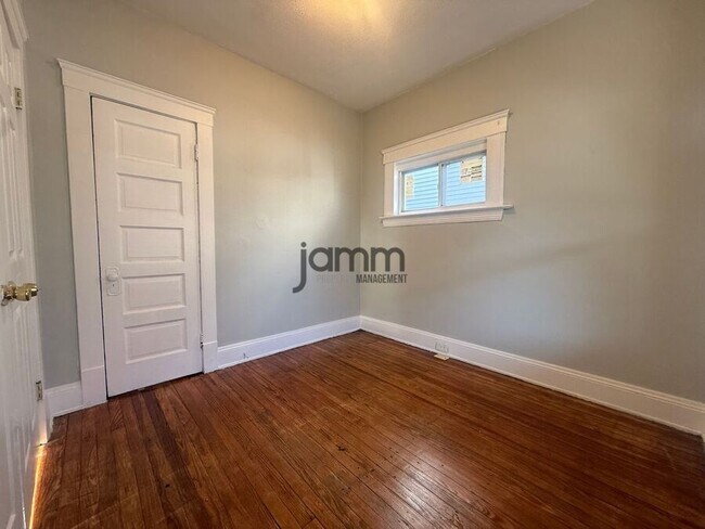 Photo - 4350 W 28th St Unidad 4350 W 28th St (Down)