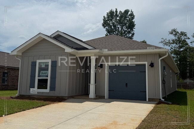Building Photo - 13658 Addison Pl