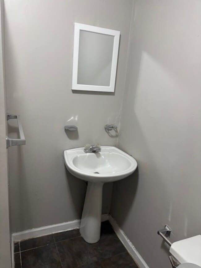 Photo - 3416 Kensington Ave Unit 2nd Floor