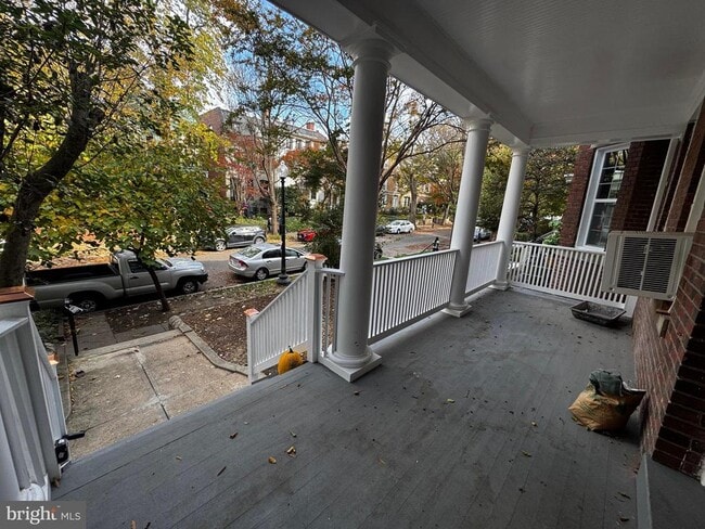 Photo - 1748 Lamont St NW Unit 2